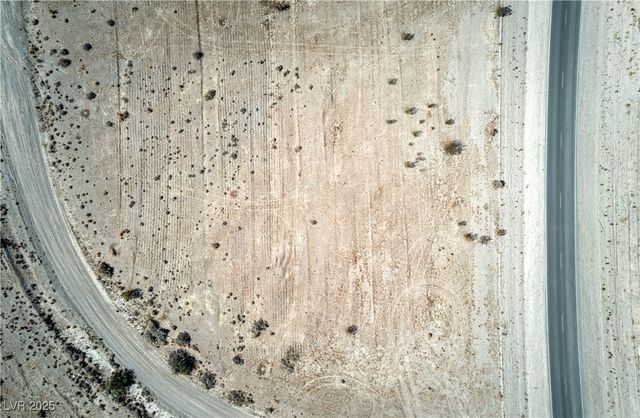 2140 East Jumping Fox Street, Pahrump, NV 89048