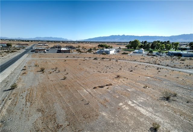 2140 East Jumping Fox Street, Pahrump, NV 89048