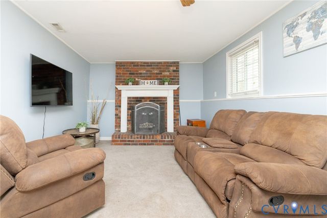 9013 Laureate Ln, Chesterfield, VA 23236