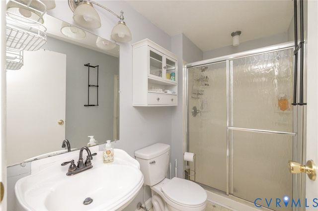 9013 Laureate Ln, Chesterfield, VA 23236