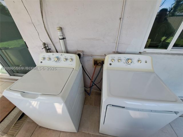 1111 NW 79th Way 0, Pembroke Pines, FL 33024