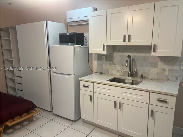 1111 NW 79th Way 0, Pembroke Pines, FL 33024