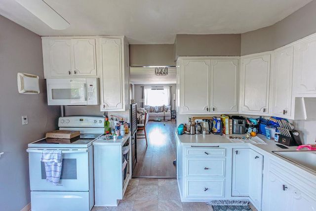 3813 E Barnard Avenue, Cudahy, WI 53110