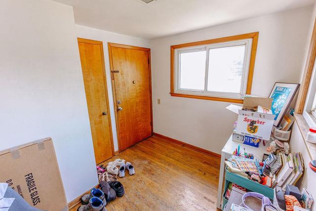 3813 E Barnard Avenue, Cudahy, WI 53110