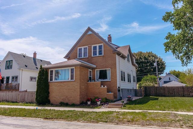 3813 E Barnard Avenue, Cudahy, WI 53110