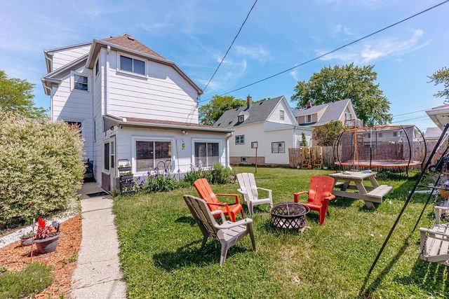 3813 E Barnard Avenue, Cudahy, WI 53110