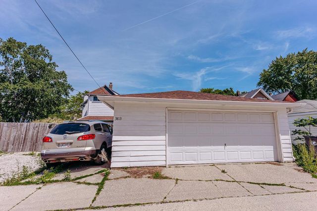 3813 E Barnard Avenue, Cudahy, WI 53110