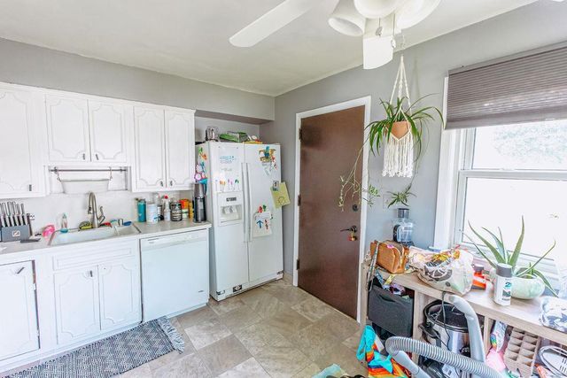 3813 E Barnard Avenue, Cudahy, WI 53110
