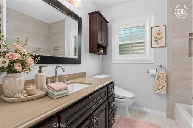 4507 Nipomo, Lakewood, CA 90713