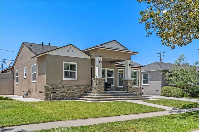 4507 Nipomo, Lakewood, CA 90713