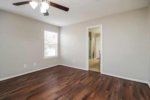 7457 Parkland Manor Drive, Cypress, TX 77433