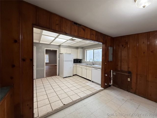 418 N 12th Street, Muskogee, OK 74401