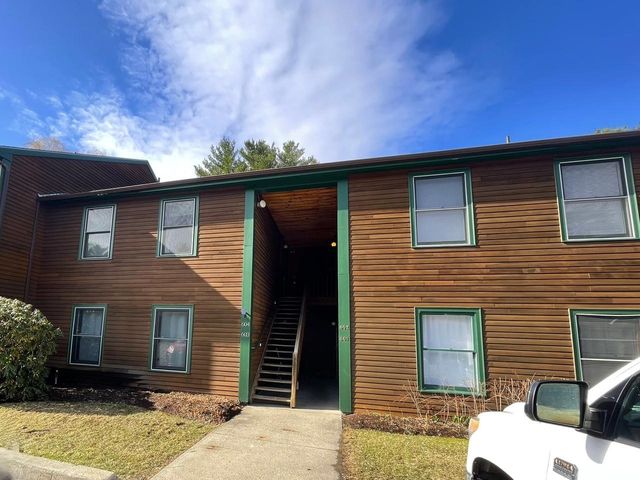25 Baycrest Dr Apt 604, South Burlington, VT 05403