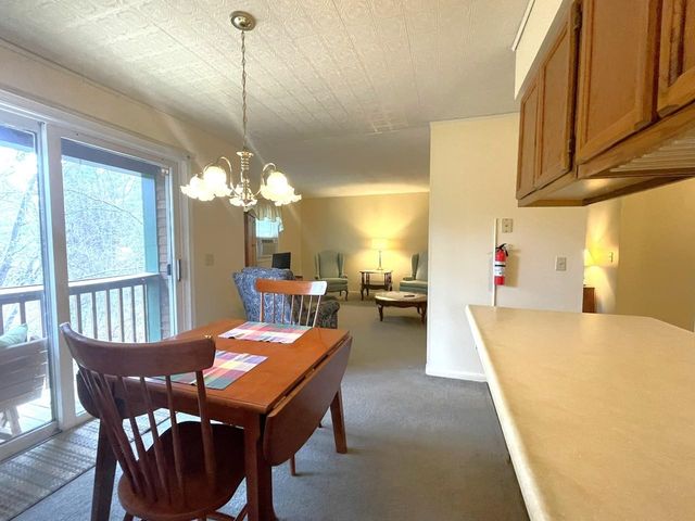 25 Baycrest Dr Apt 604, South Burlington, VT 05403