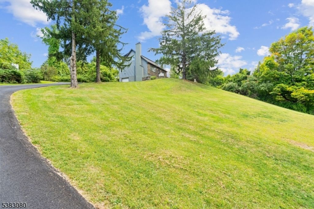 148 Rt94, Vernon Twp., NJ 07462