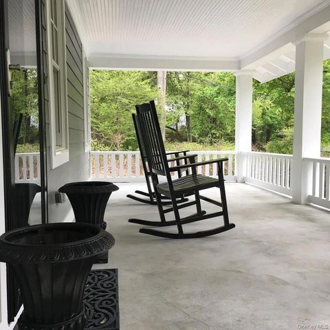 82 Douglas Road, Chappaqua, NY 10514