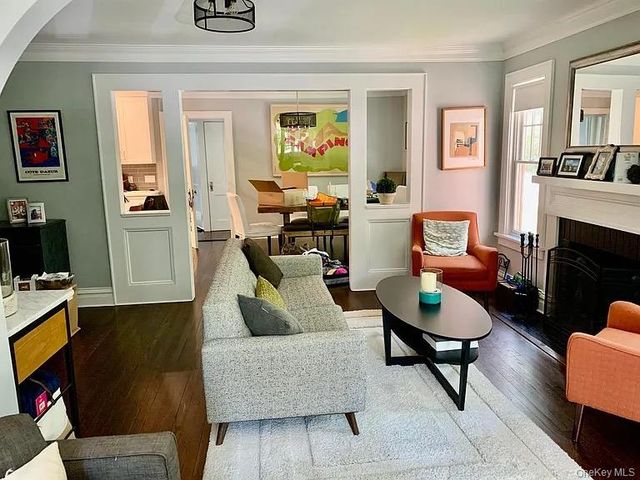 82 Douglas Road, Chappaqua, NY 10514