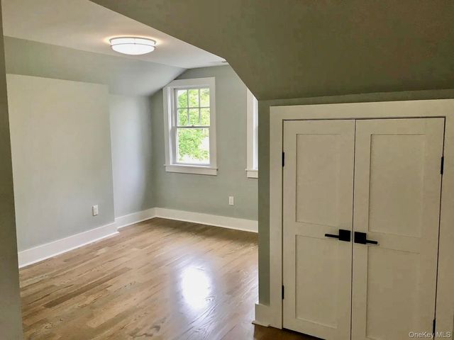 82 Douglas Road, Chappaqua, NY 10514