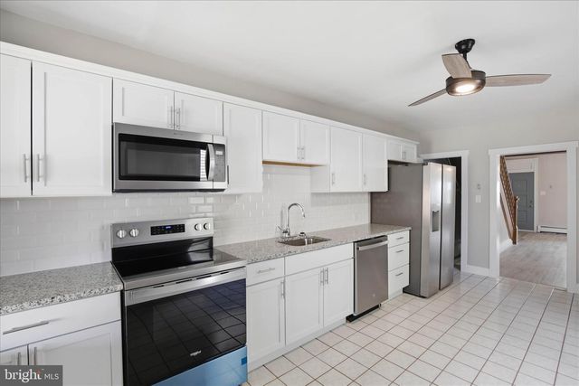 41-E WASHINGTON ST, Topton, PA 19562