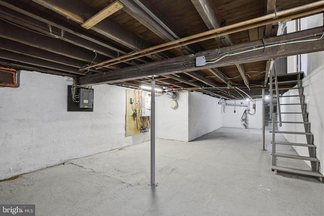 41-E WASHINGTON ST, Topton, PA 19562