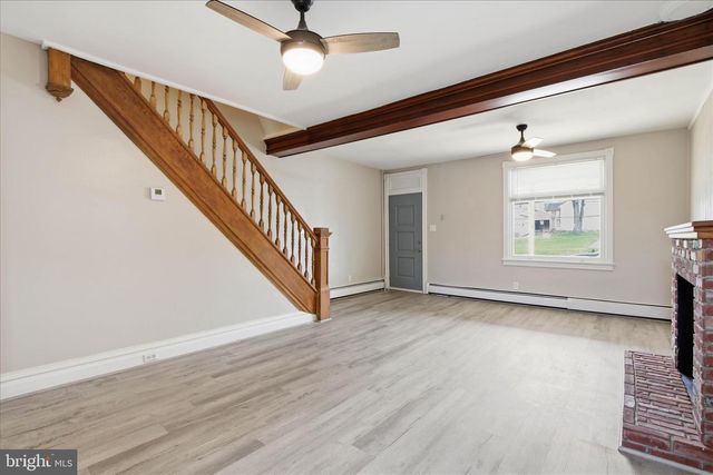 41-E WASHINGTON ST, Topton, PA 19562