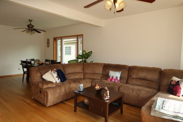 5125 N LA CROSSE Avenue, Chicago, IL 60630
