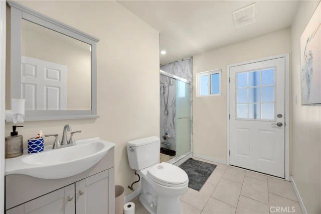 12205 S Halldale, Los Angeles, CA 90047