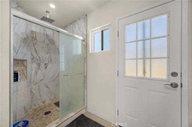 12205 S Halldale, Los Angeles, CA 90047
