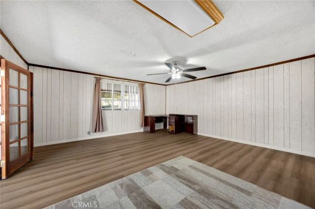12205 S Halldale, Los Angeles, CA 90047