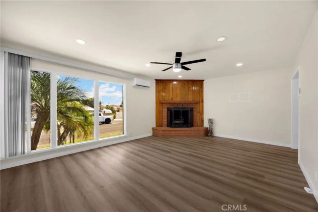 12205 S Halldale, Los Angeles, CA 90047