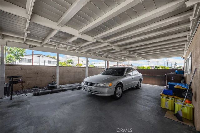 12205 S Halldale, Los Angeles, CA 90047