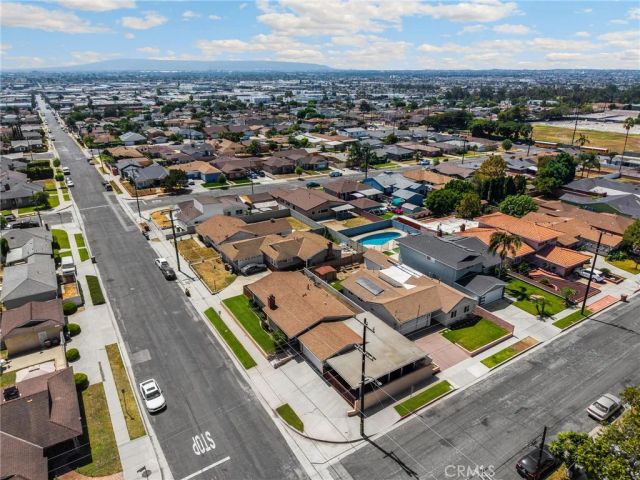 12205 S Halldale, Los Angeles, CA 90047