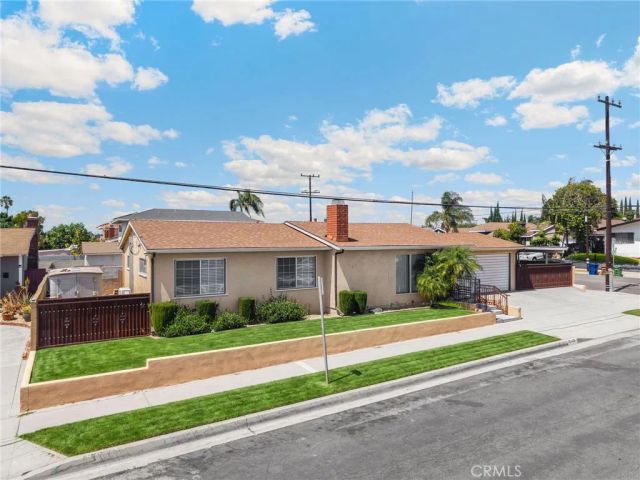 12205 S Halldale, Los Angeles, CA 90047