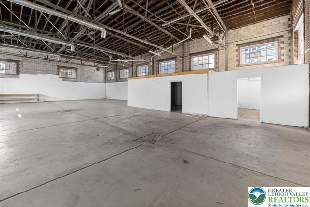 113 Railroad Street, Catasauqua Boro, PA 18032