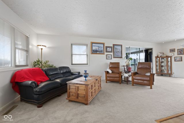 9045 E 86th Street, Indianapolis, IN 46256