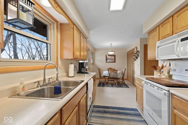 9045 E 86th Street, Indianapolis, IN 46256