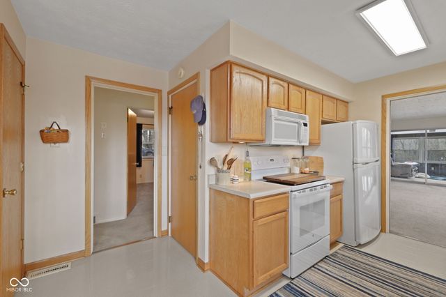 9045 E 86th Street, Indianapolis, IN 46256