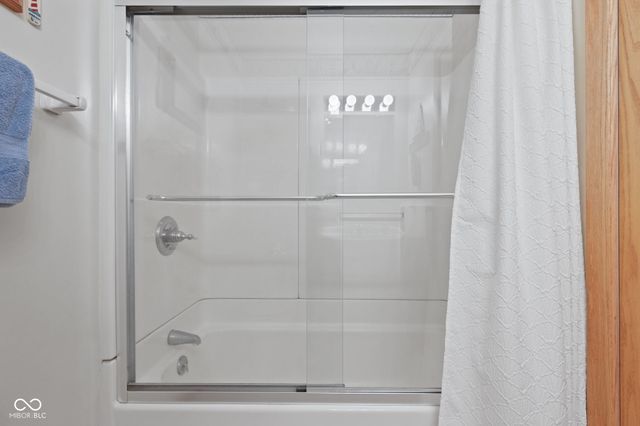 9045 E 86th Street, Indianapolis, IN 46256