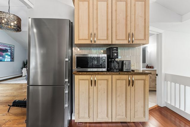 50 Idlewood Ave, Hamilton, MA 01982