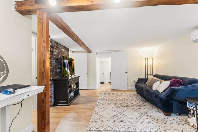 50 Idlewood Ave, Hamilton, MA 01982