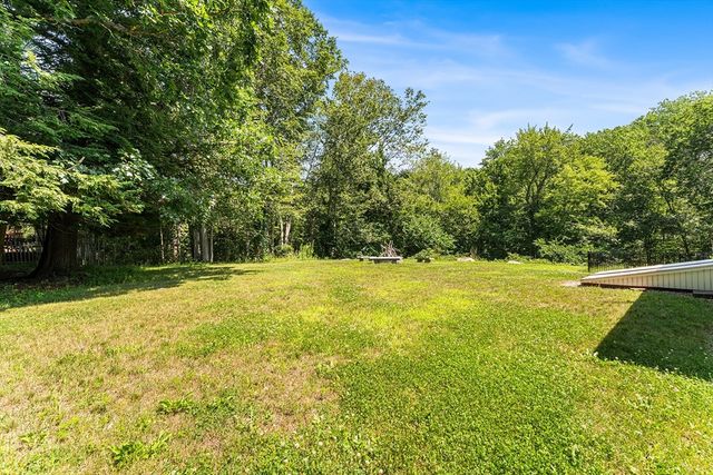 50 Idlewood Ave, Hamilton, MA 01982
