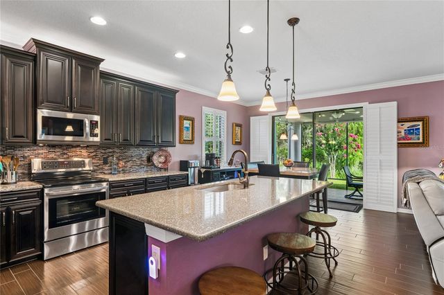 21627 PEARL CRESCENT COURT, Land O Lakes, FL 34637