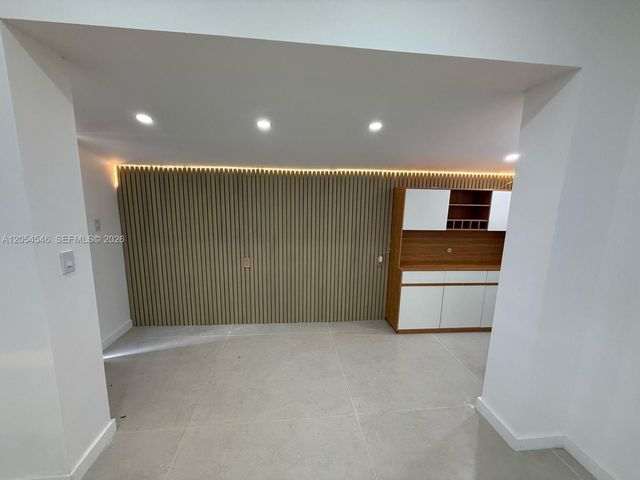 401 NW 131st St 2A, North Miami, FL 33168