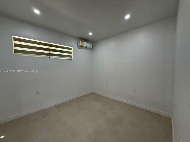 401 NW 131st St 2A, North Miami, FL 33168