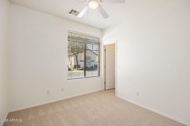 1239 S EMMETT Drive, Chandler, AZ 85286