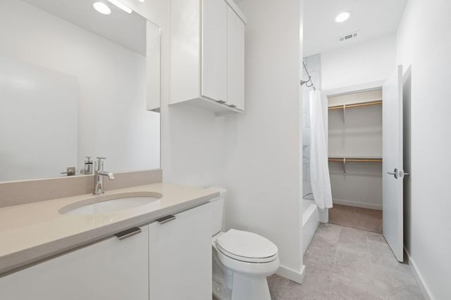 2811 Garwood Unit B ST B, Austin, TX 78702