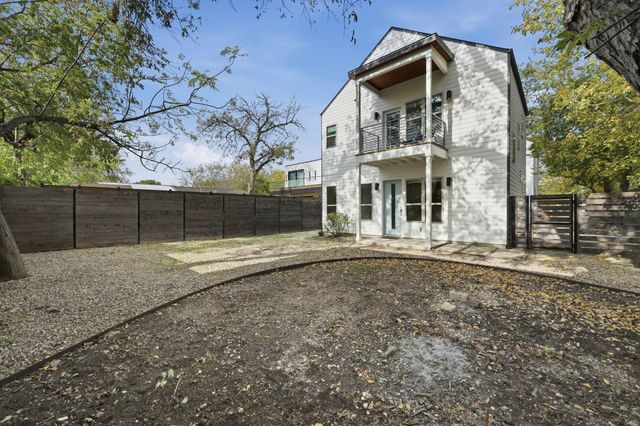 2811 Garwood Unit B ST B, Austin, TX 78702