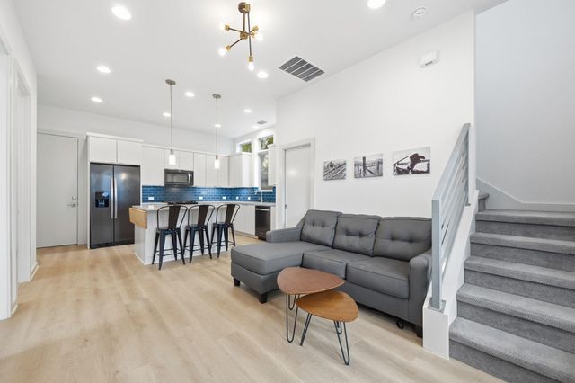 2811 Garwood Unit B ST B, Austin, TX 78702