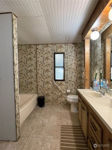 5206 81st Avenue SW, Olympia, WA 98512