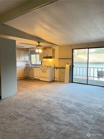 5206 81st Avenue SW, Olympia, WA 98512